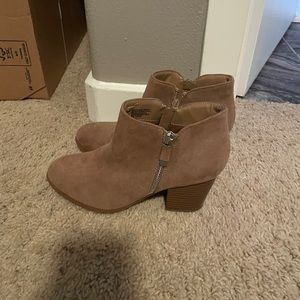Beige booties, suede